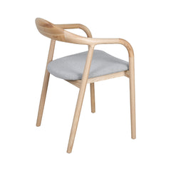 Helix Naturel Amerikaans Essenhout in Zacht Grijze Stoffenbekleding