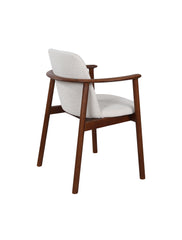 Odo Chair in Walnoot met Crème Bouclé Stofbekleding