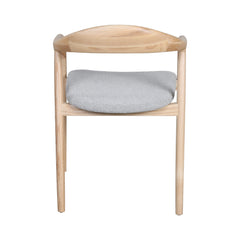 Helix Naturel Amerikaans Essenhout in Zacht Grijze Stoffenbekleding